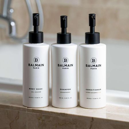 Sofitel Chicago Magnificent Mile Hotel Bagian luar foto Balmain Paris products
